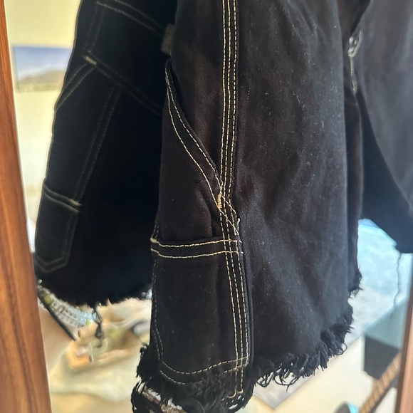 Levi Strauss & Co Long shorts - Picture 2 of 7